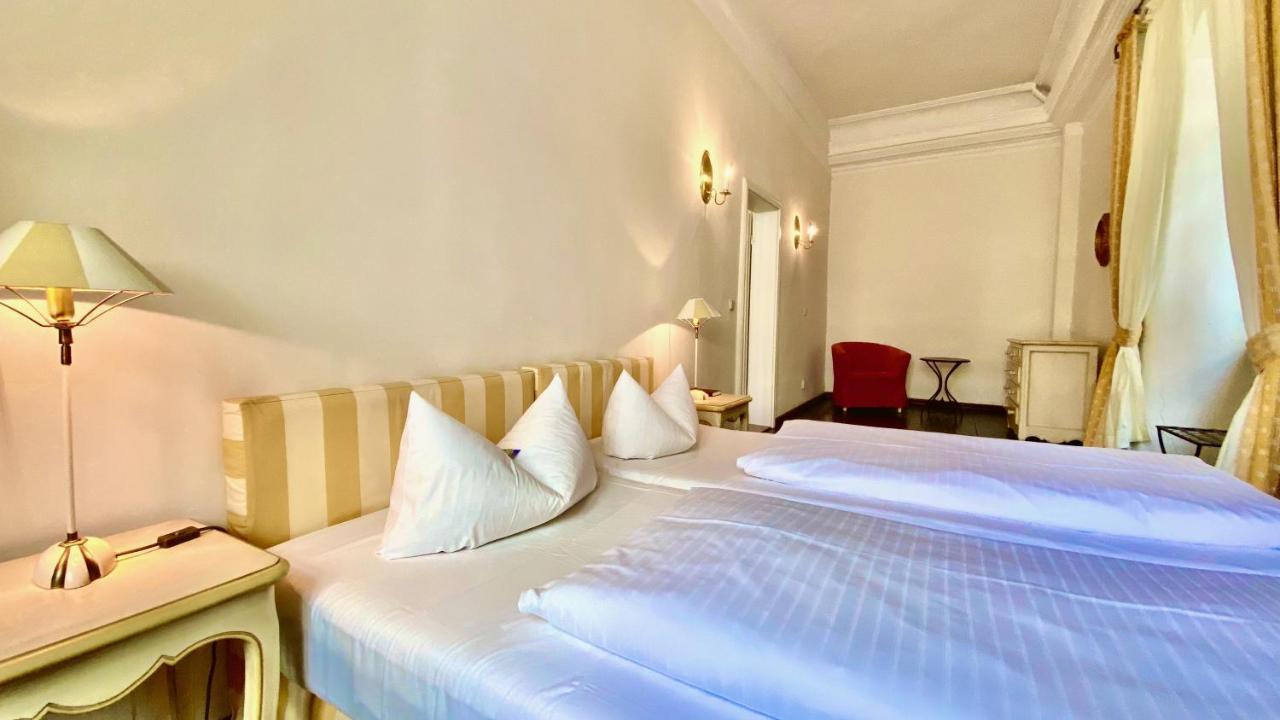 Hotel Graf Von Mansfeld ลูเธอร์ชตัดท์ ไอสเลเบน ภายนอก รูปภาพ