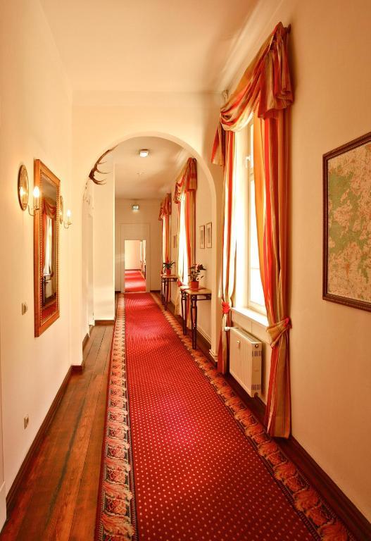 Hotel Graf Von Mansfeld ลูเธอร์ชตัดท์ ไอสเลเบน ห้อง รูปภาพ
