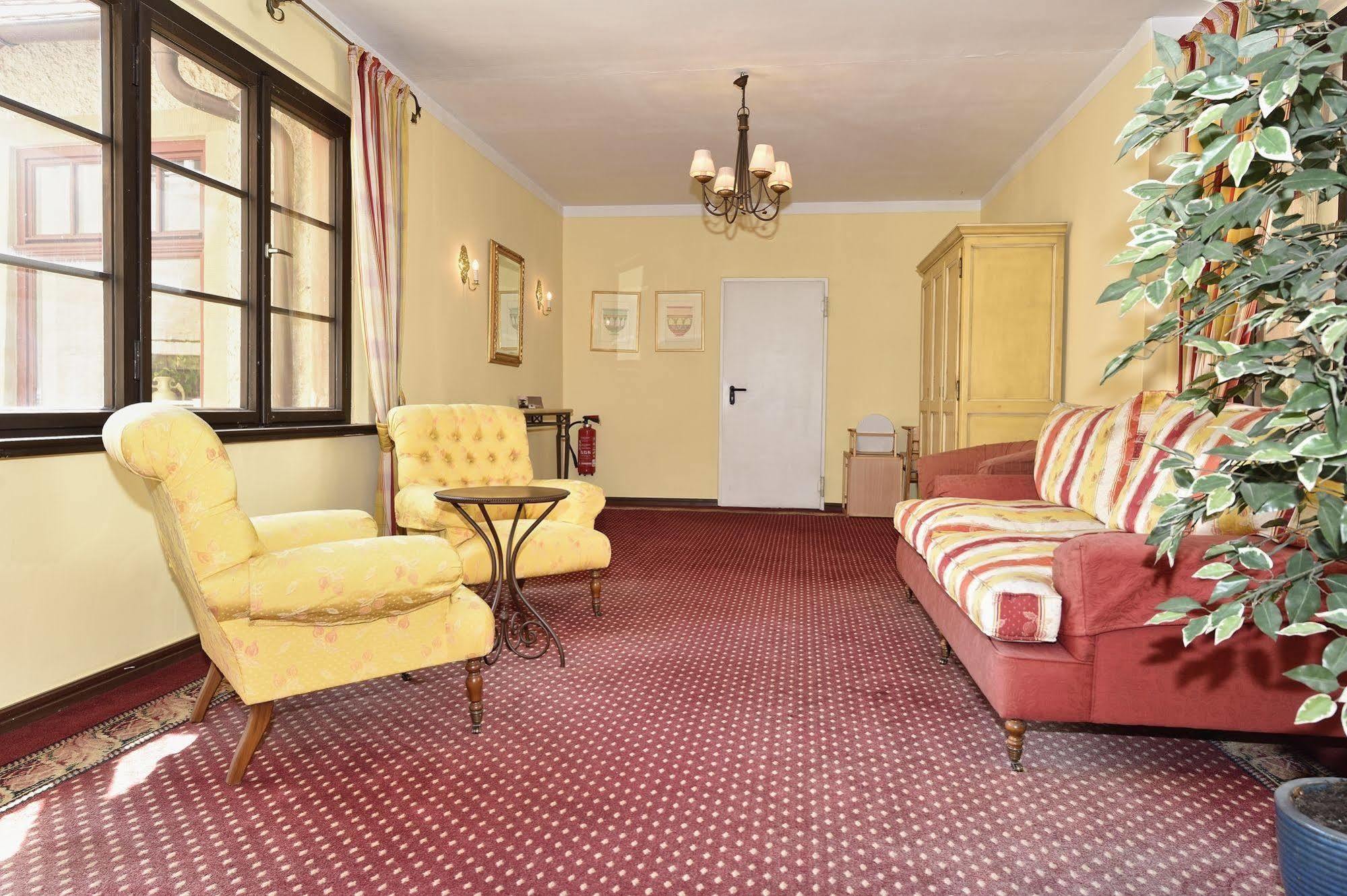 Hotel Graf Von Mansfeld ลูเธอร์ชตัดท์ ไอสเลเบน ภายนอก รูปภาพ